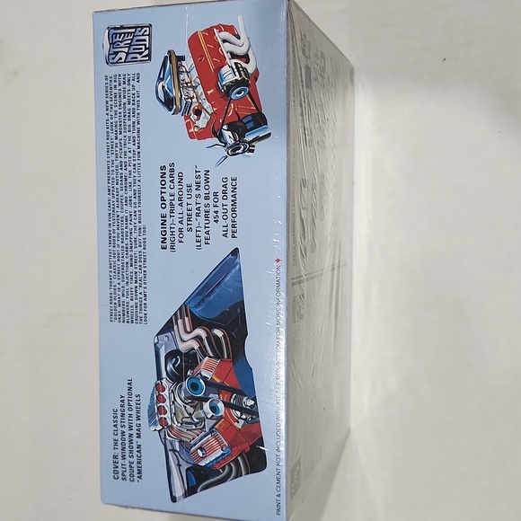 NWT Still In Shrink Wrap '63 Corvette Sting Ray Model Car Kit - Picture 3 of 4